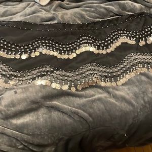 Black and silver hip scarf